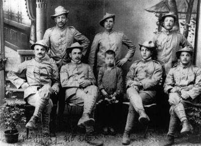 Gruppo di soldati dell'esercito austriaco originari di Capriva del Friuli in Cina